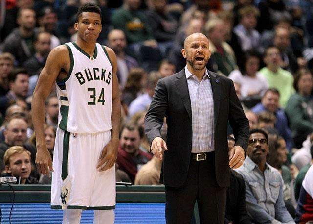 大连球迷给李昂留言寻求“信号”和“定心丸”，李昂点赞了（大连球迷向李昂留言求“信号”和“定心丸”，李昂已点赞）