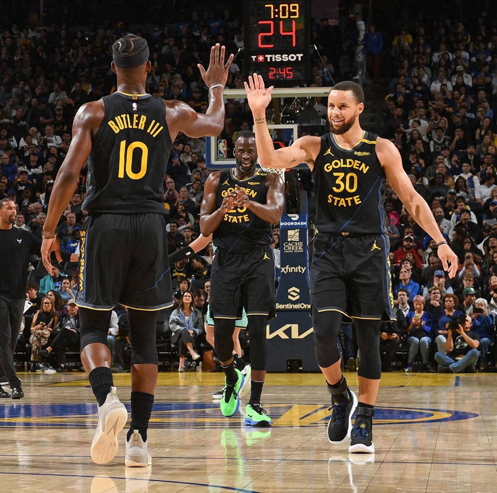 足球训练中的爆发力训练（足球爆发力提升训练）