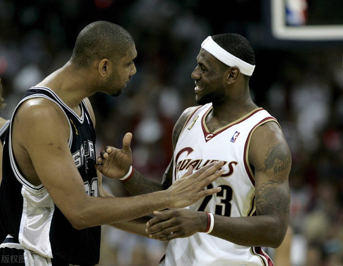 梁靖崑输球后自责，孙颖莎暖心复盘！郭焱点出败因，直言又爱又恨 ！（梁靖崑赛后自责，孙颖莎贴心复盘，郭焱直指败因：让人又爱又恨）