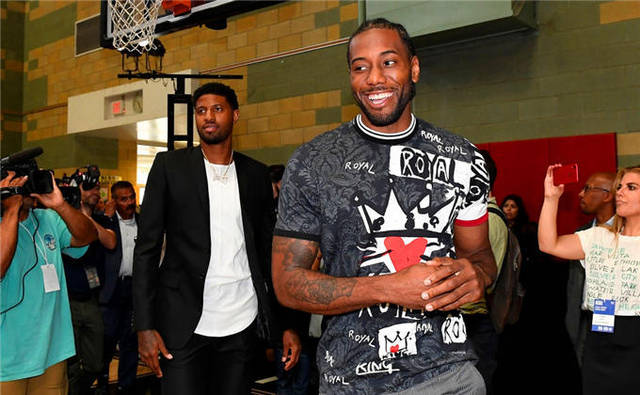 篮球火箭球员赛季数据亮眼（火箭球员本季数据出色）